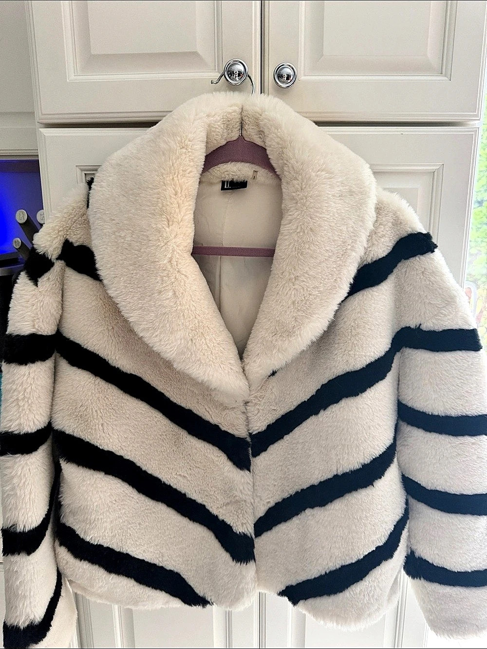 Love Token Chevron Striped faux fur jacket  in Cream & Black